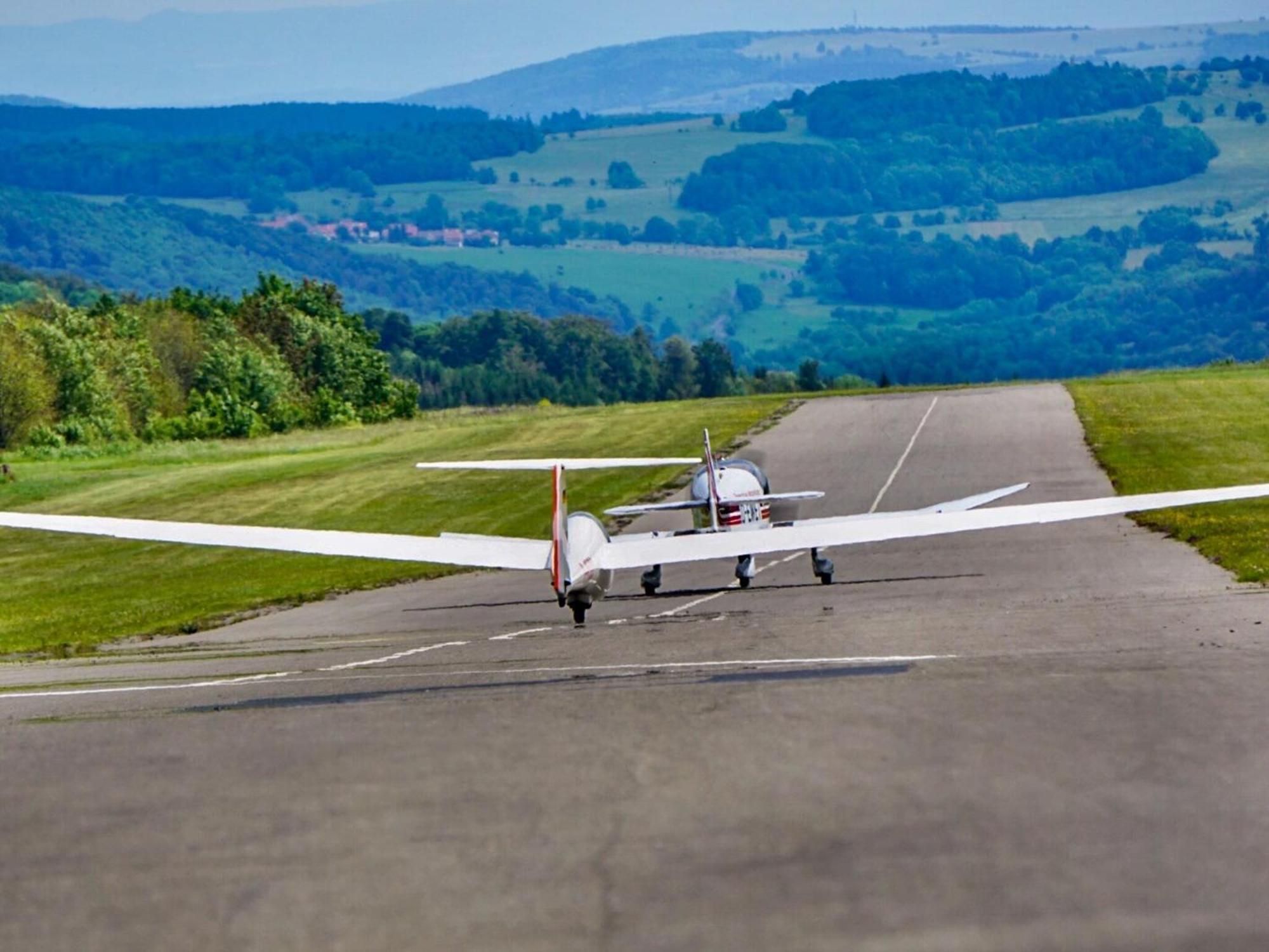 Berghotel Deutscher Flieger Wasserkuppe Gersfeld Exterior foto