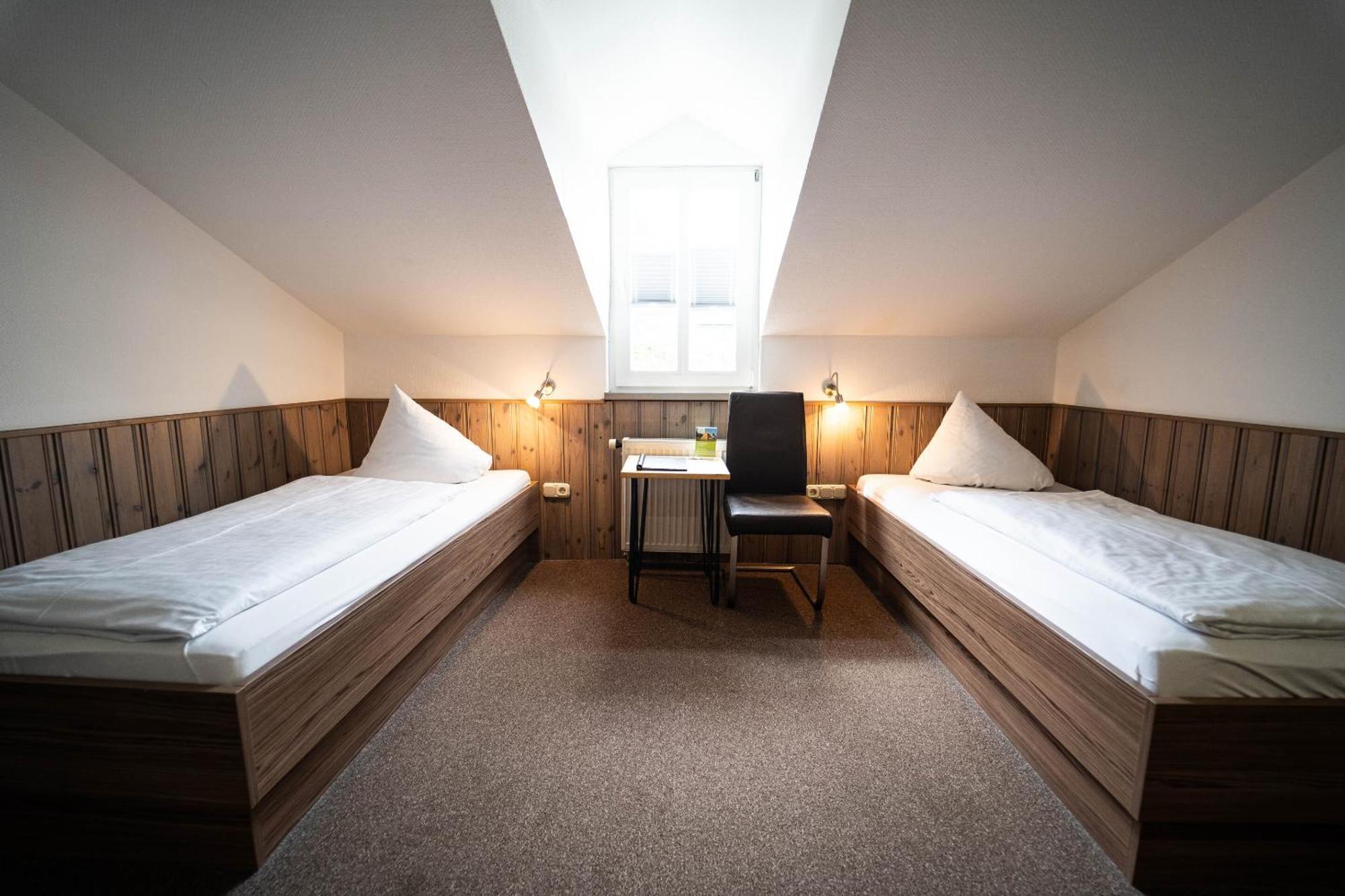 Berghotel Deutscher Flieger Wasserkuppe Gersfeld Habitación foto