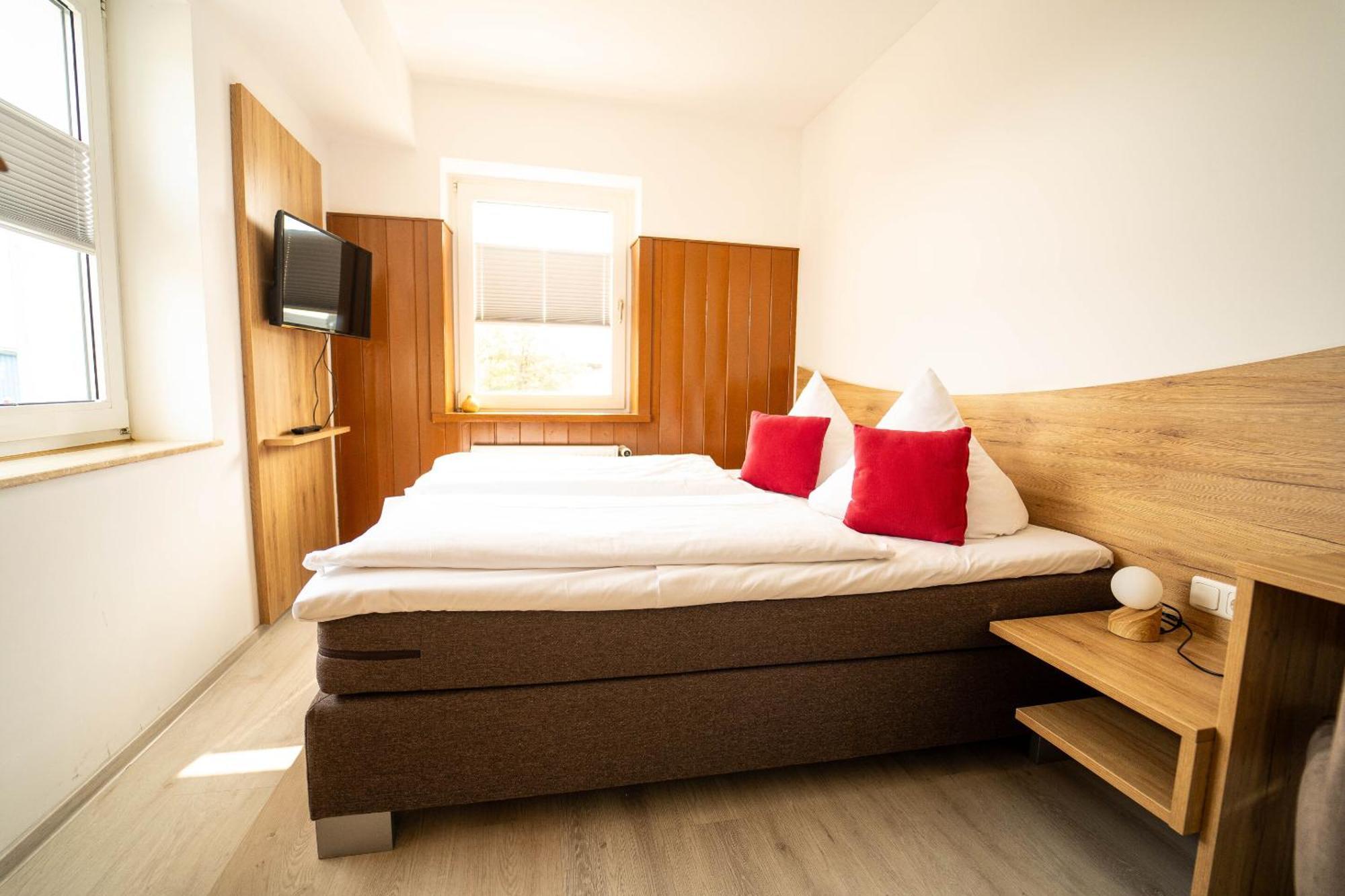 Berghotel Deutscher Flieger Wasserkuppe Gersfeld Habitación foto
