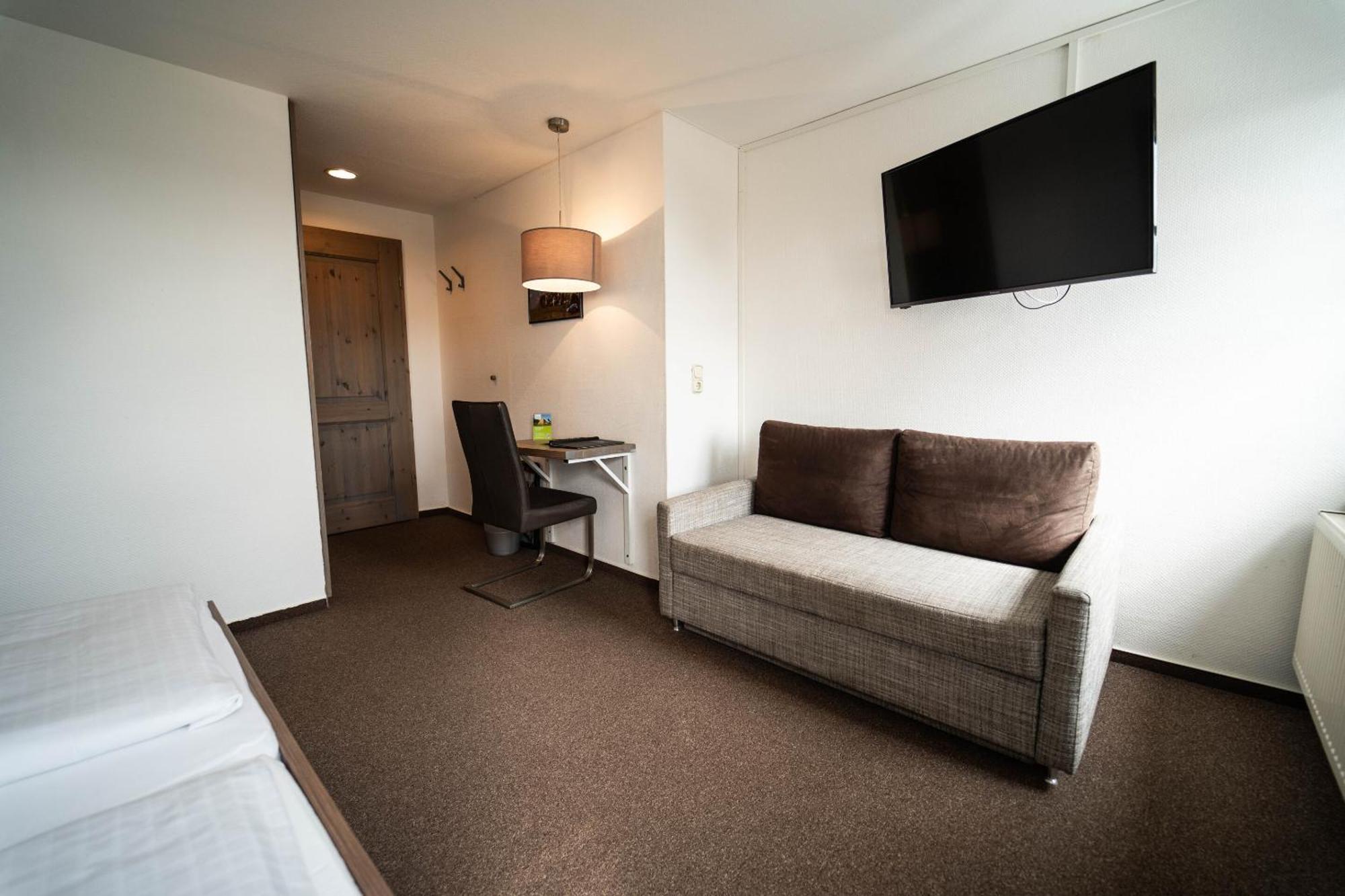 Berghotel Deutscher Flieger Wasserkuppe Gersfeld Habitación foto
