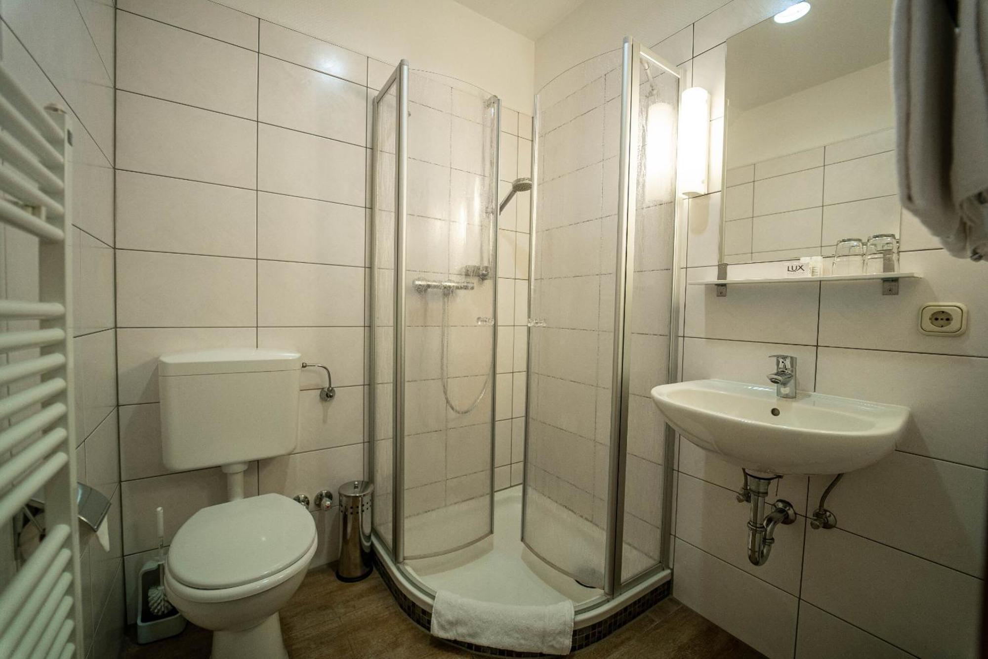 Berghotel Deutscher Flieger Wasserkuppe Gersfeld Habitación foto