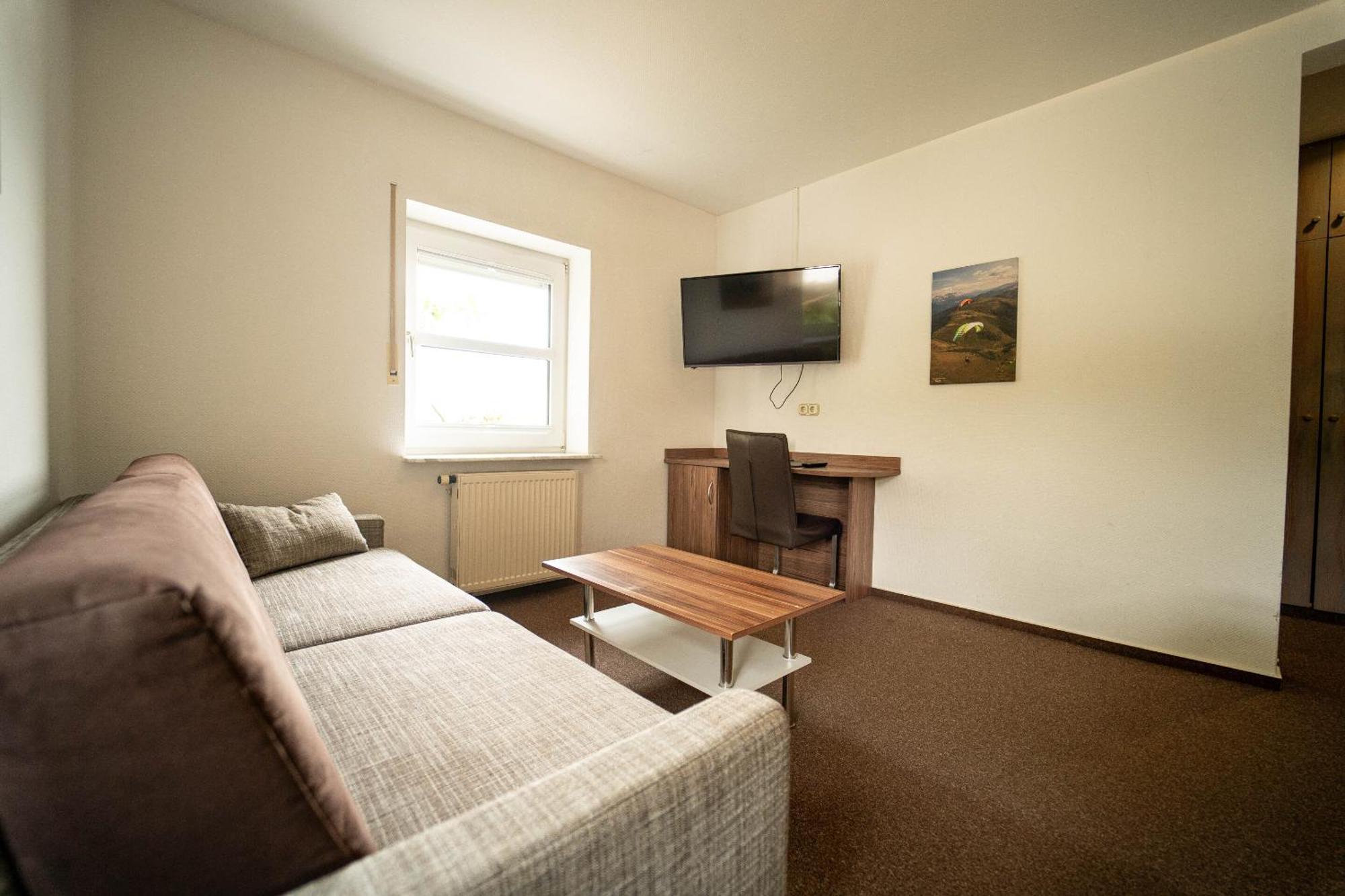 Berghotel Deutscher Flieger Wasserkuppe Gersfeld Habitación foto